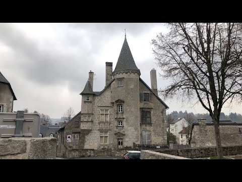 "Tous les chemins mènent à vous" à Ussel en Corrèze