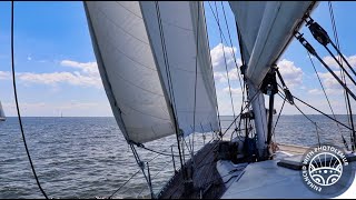 LIFE ABOARD A SAILBOAT: How to FIND a PROBLEM in the  ELECTRICAL SYSTEM. Sailing Twinga Episode 2