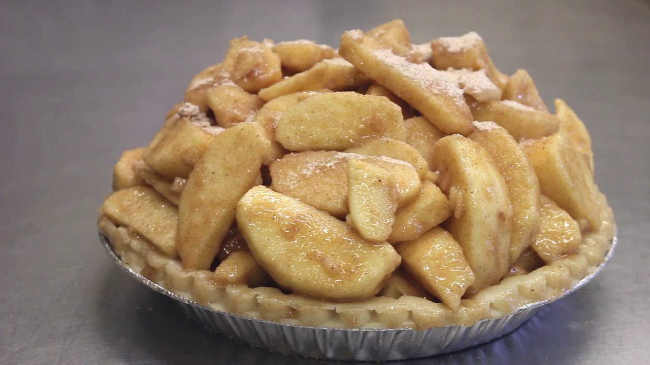 Fresh Baked Apple Pie at Apple Holler YouTube