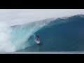 A young jack robinson dominates teahupoo