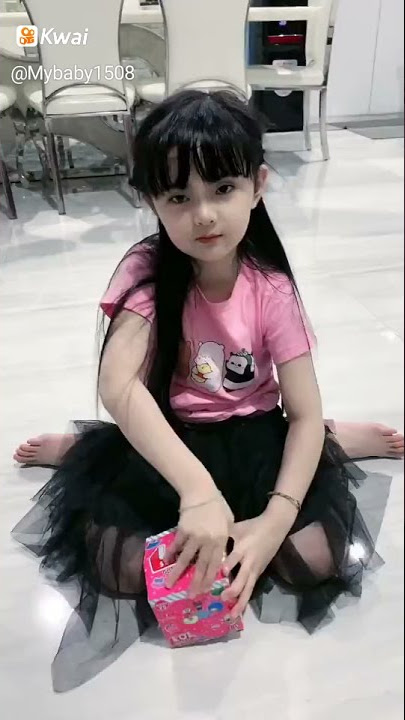 Story wa cewek kecil cantik