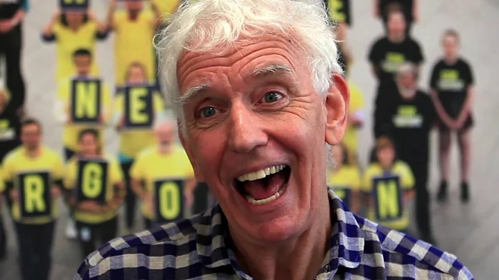 Monologue for two: Steve Crawshaw