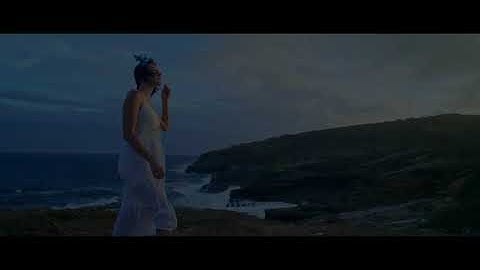 4k hawaii Ukrainian girl cinematic footage trip to Hawaii Red Komodo laowa 15mm t 2.1