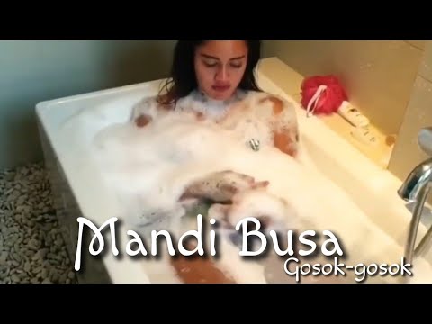 Jess Amalia Mandi Busa Bathub