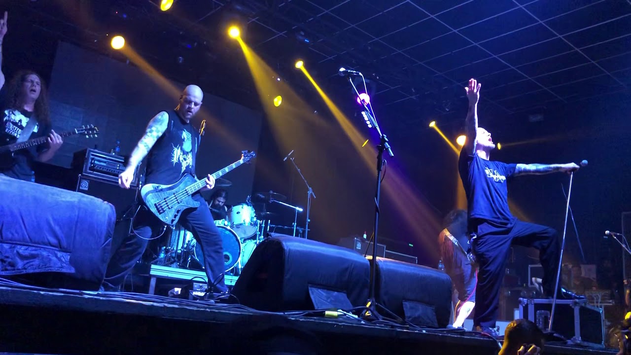 PHILIP ANSELMO Performs PANTERA Classics In São Paulo, Brazil (Video) 