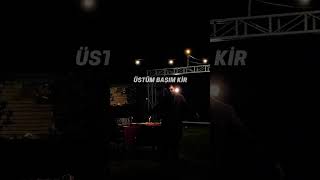 Benden Ne Istedin Üstüm Başım Kir İnadina Baba Düşüyorum İnan Her Gece Ölümle Sanki̇