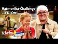 Welthits auf der Harmonika – Gewinnt Julia gegen DJ Ötzi? | Klein gegen Groß