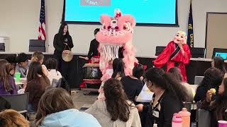 Phi Long Lion Dance - YouTube