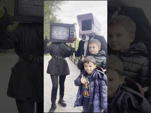 Skibidi toilet cosplay. Cameraman and TV woman in real life walks street #skibidi #skibiditoilet