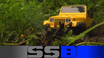 Short Wheelbase Axial SCX10 II Forest Driving | Small Scale Bashers