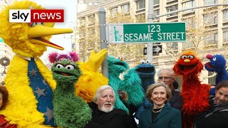 Big Bird puppeteer on Sesame Street dies aged 85