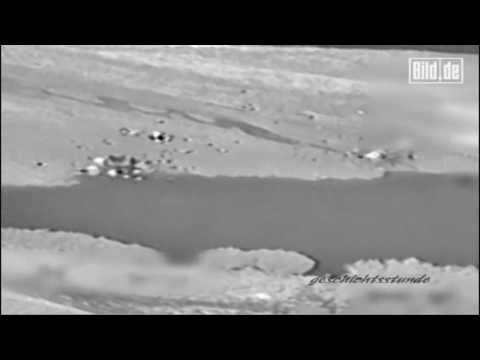 88.80.16.63 (Bundeswehr Bomb Video) Das Video der Tankwagen-Bombardierung. Am 4. September 2009 lieÃ ein deutscher Oberst zwei von den Taliban entfÃ¼hrte Tanklaster bombardieren. Nach NATO-Angaben kamen damals bis zu 142 Menschen in dem Feuerball ums Leben. Nach dem Angriff hatte der damalige Verteidigungsminister Franz Josef Jung tagelang behauptet, es habe keine zivilen Opfer gegeben. Dabei hÃ¤tte er es besser wissen mÃ¼ssen.