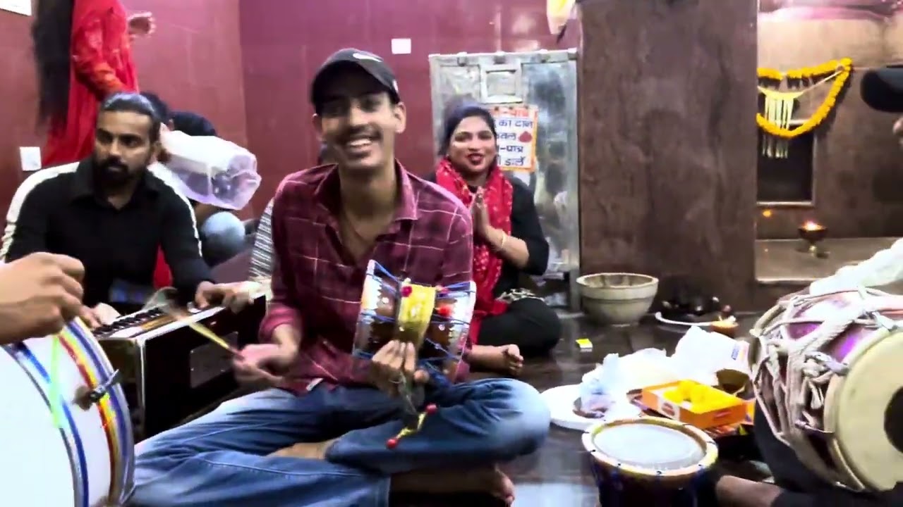 माता सरदा का गुण गान । बाबा पीर महाराज के आस्तान पे । नांगल पीर महाराज का