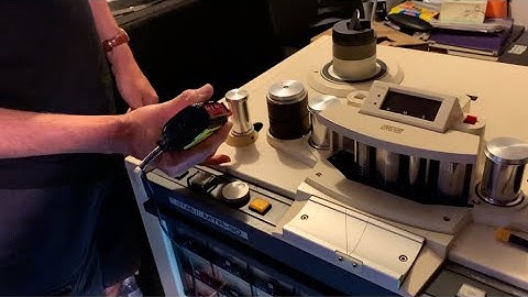 How to Demagnetise a Tape Machine - Warren Huck & Ian Taylor