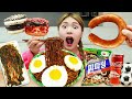 하이유의 진진짜라 파김치 먹방! 편의점 Mukbang Convenience Store Food 킬바사소세지 짜파링 마카롱 축구공젤리 코카콜라  | HIU 하이유