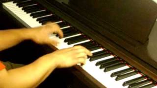 Video thumbnail of "Eureka theme (Syfy / SciFi) on piano"