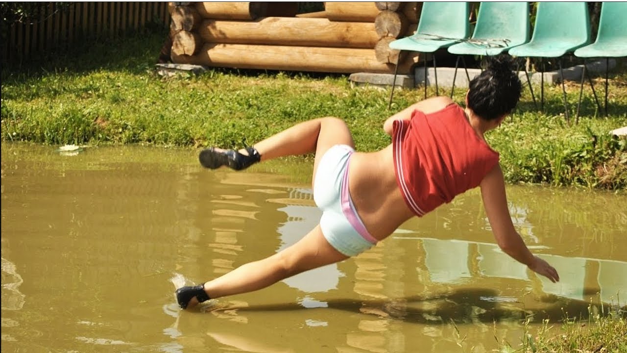 Best Holiday Fails | Epic Vacation Fails