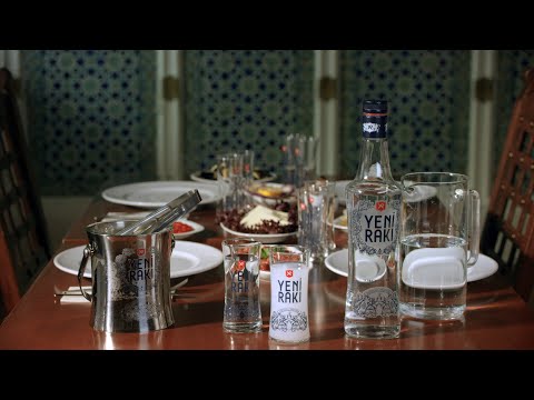 Wie man Yeni Rakı trinkt?