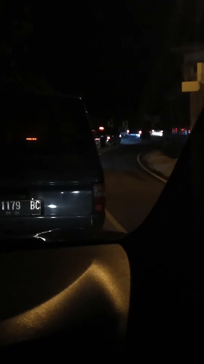 Nyetir mobil Avanza di malam hari kejebak macet
