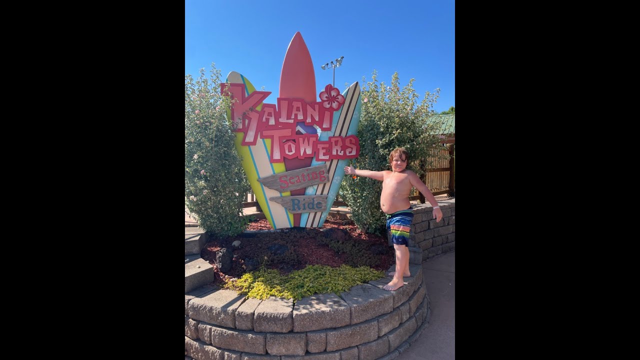 Silver Dollar City's White Water - Kalani Towers Drop Slides