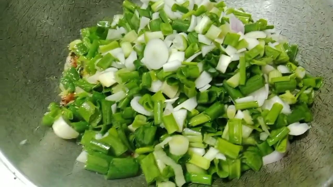 #Spring onion sabzi _# લીલી પ્યાજ કી સબઝી 🤤😋##my recipe __🙂