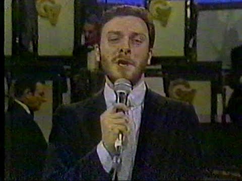 Luis Filipelli - Busco tu piel (1989)