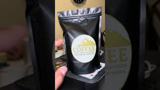 #2152 à la venta café de Veracruz de grano y molido $100 la bolsa
