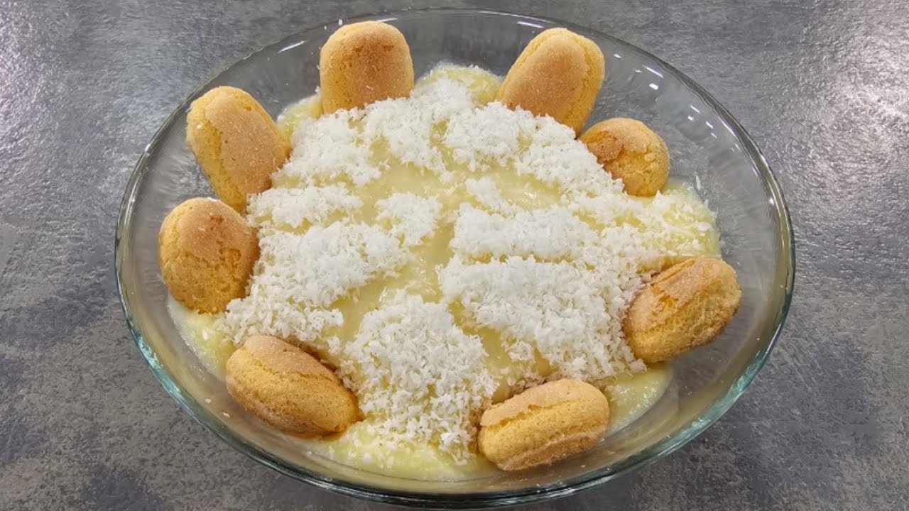 Rreze Dielli - Ëmbëlsirë me biskota, krem vanilje dhe çokollatë të bardhë nga zonja Albana