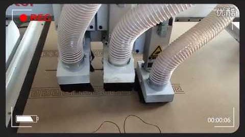 IEHK.COM Triple Spindle CNC Router