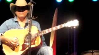Dwight Yoakam Medley in Texas, July 9, 2009 (With a Kiss!!) chords