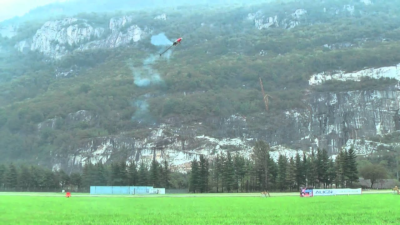 Luca Invernizzi with Velocity 90 Flybarless Alpine Heli Smackdown Lodrino 2010