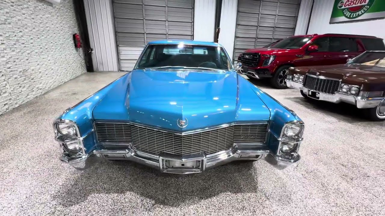 限定品☆1965 Cadillac Fleetwood 60 Special 1/43 STM65203 1965 Cadillac Fleetwood 60 Special Matador Red