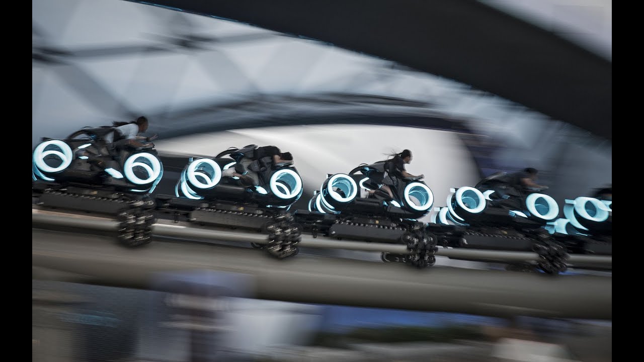 디즈니랜드 트론 롤러코스터 Tron Roller Coaster