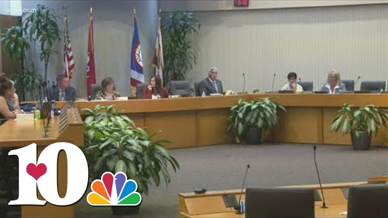 Knox County Board of Education approves Knoxville's new school security