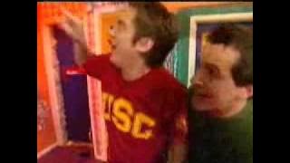 Dick & Dom In Da Bungalow - Xmas Bungalow