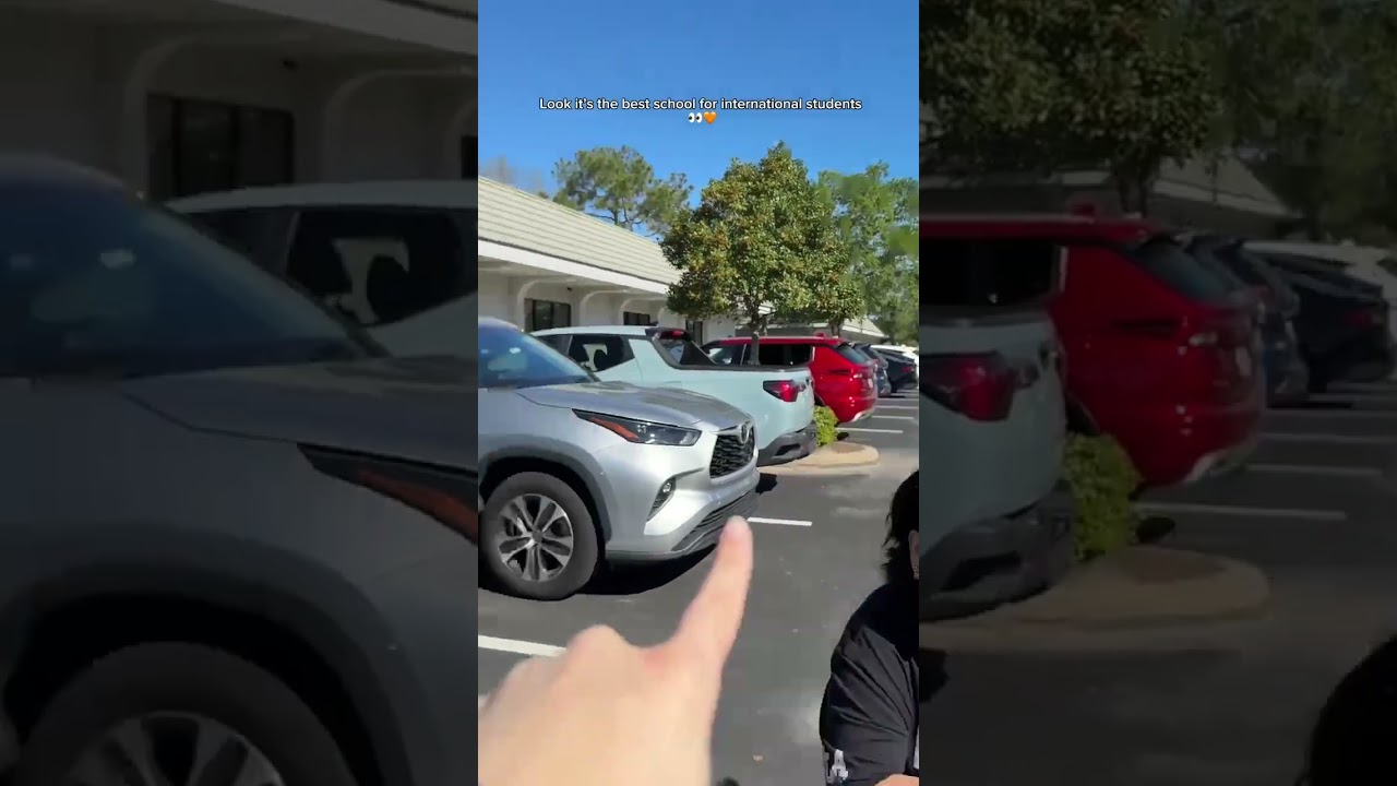 Looking for the best English school for international students? 🌎✨