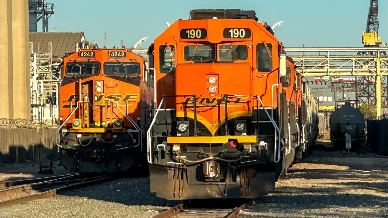 San Diego Freight Trains 2025 - Massive BNSF Trains Wind Between the Skyscrapers of Downtown