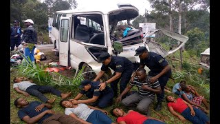 😭Nonaha Habaye Impanuka Ihitanye Benshi,Umukingo Ugwiriye Bus,Nguko Uko Bigenze