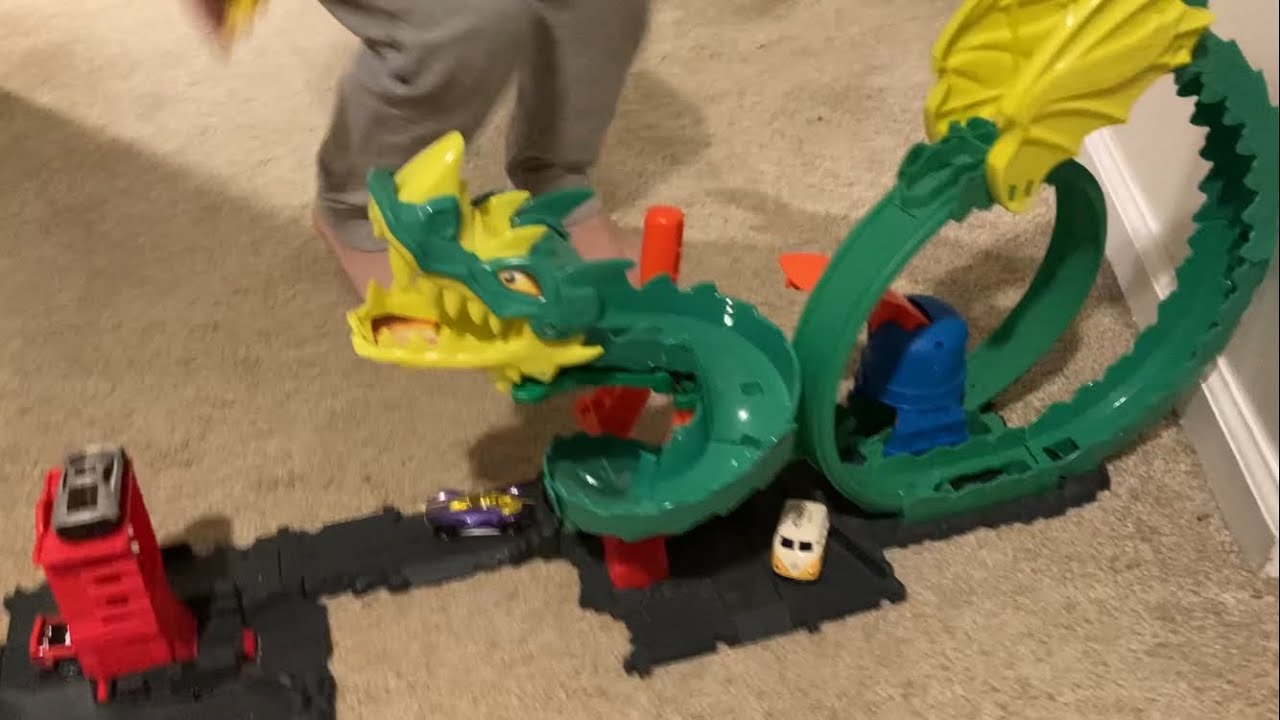 HOT WHEELS PISTA ATAQUE DE DRAGÓN - HJV70 | La Violeta
