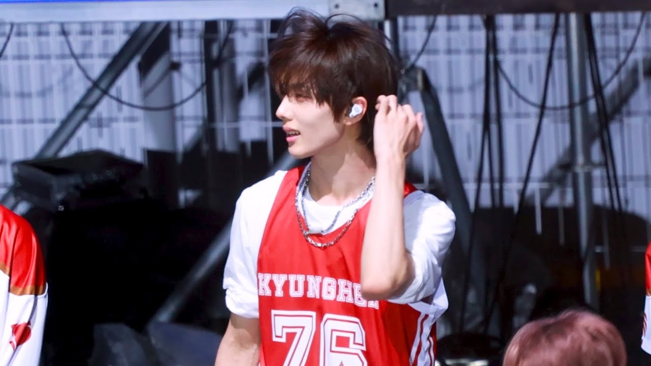 [4K] 251001 경희대 축제 지성 Full ver. | 엔시티드림 지성 - CHILLER, Candy, 고래, Broken Melodies, Hello Future 직캠