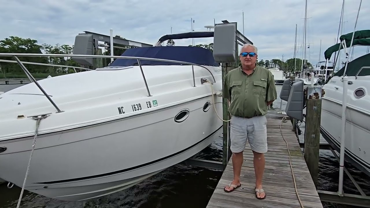 2002 Rinker Fiesta Vee 270 @soundboatbrokers $24,500