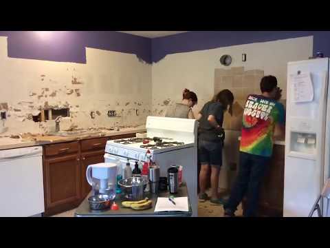 DIY: Kitchen Demo