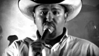 Video thumbnail of "Como Tu Quieres - David Lee Garza y Los Musucales"