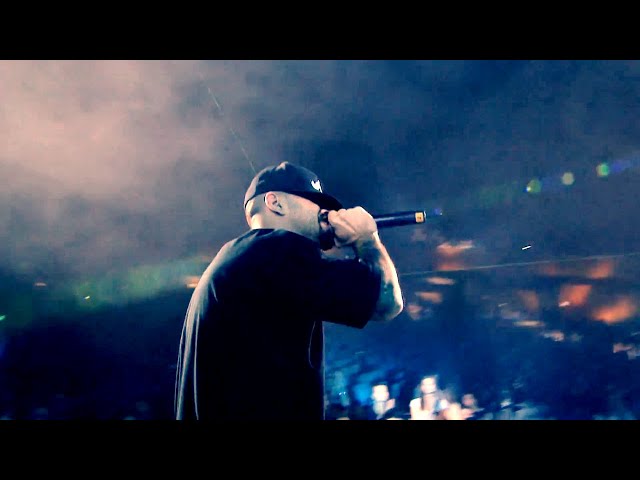 [LIVE - 2012] Loredana & B.U.G. Mafia - Lumea e a mea [1080p] class=