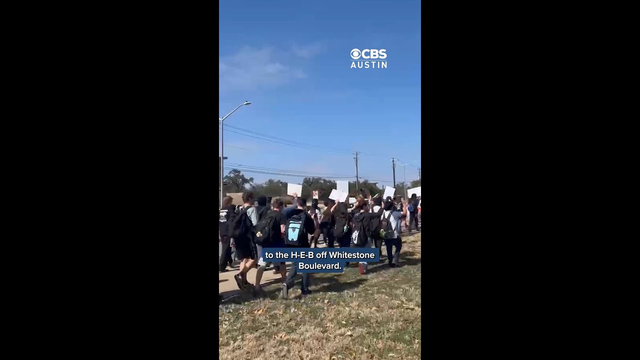 Cedar Park high schoolers stage walk out protesting ICE