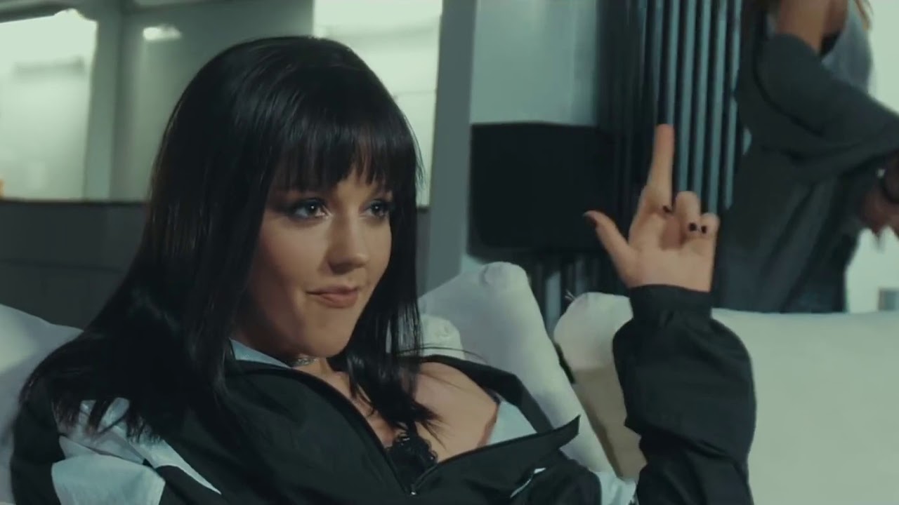 рабочая суббота весело. Ramamuss фото. танцую на твоих нервах. Ramamuss песни. танец света читать.