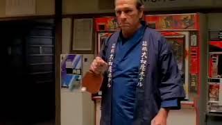 Ping Pong Legend Tommy Lee Jones Vs. An Amateur Challenger screenshot 4