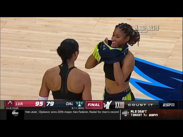 South Carolina Gamecocks Alums A'ja Wilson u0026 Tyasha Harris Exchange Jerseys After Game. #WNBA class=