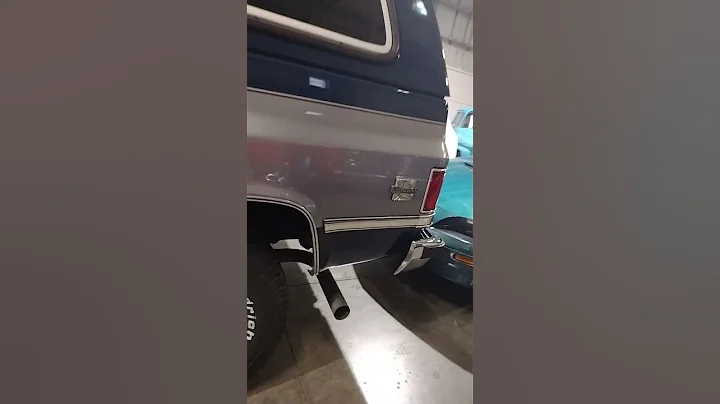 1987 Chevrolet Blazer K5 with 22,000 actual miles! Silverado Blazer. Square Body Chevy, classic SUV