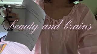 Hot Girls Are Nerdss